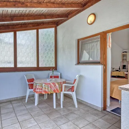 Seaside House Banjole, Pula - 21406 Holiday home